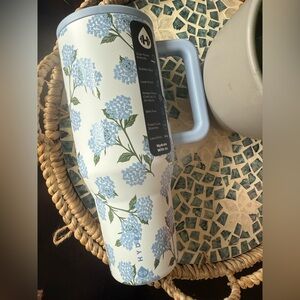 Hydrojug HYDRANGEA 32oz Traveler Tumbler